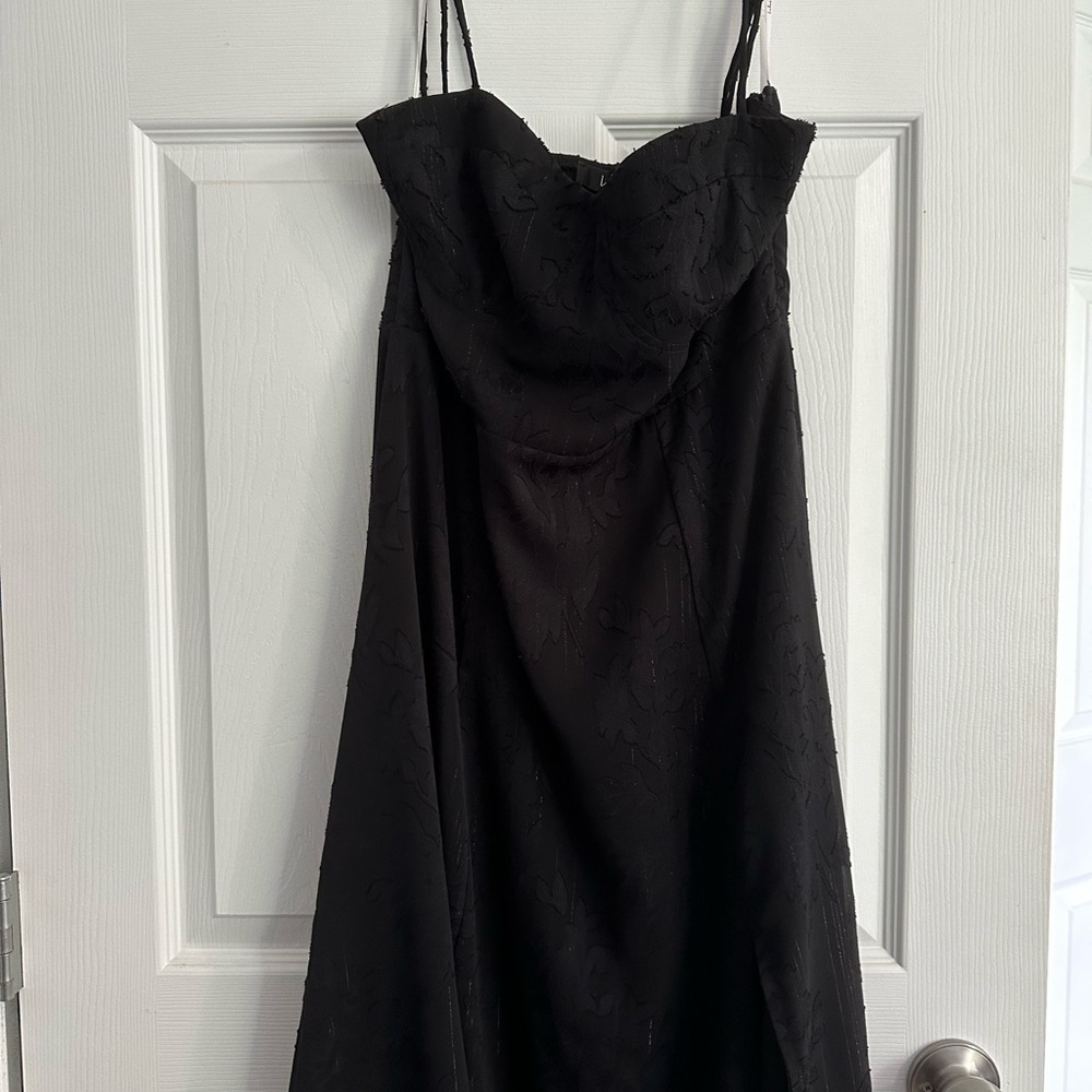 Lulus-
Elegant Black Strapless Dress